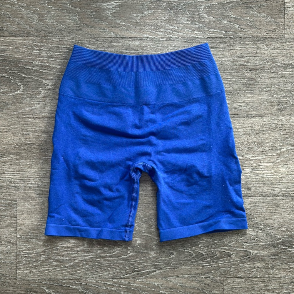 Alphalete Amplify Sapphire Biker Shorts